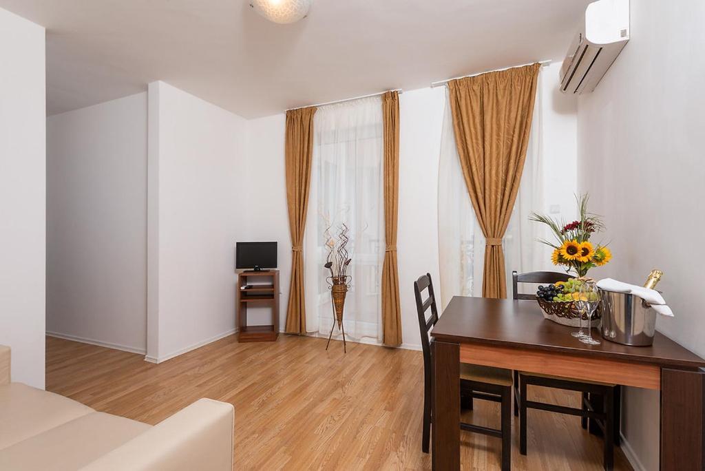 Sea Romance Lejlighedshotel Sunny Beach Eksteriør billede